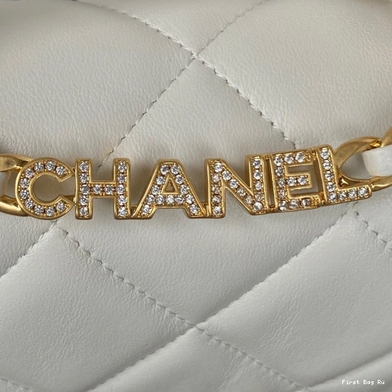 First Bag Ru BAG FLAP CHANEL 0822